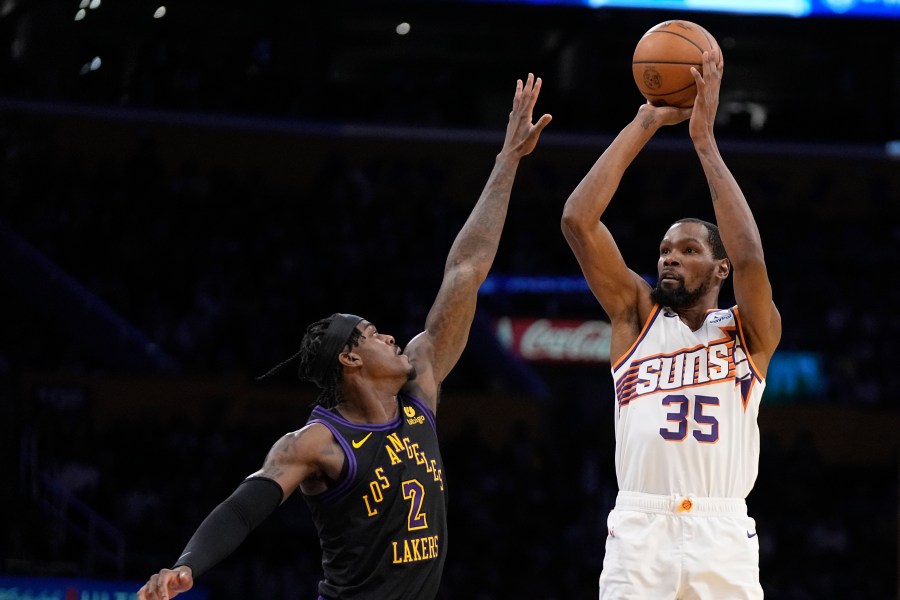 Kevin Durant vuelve a fallar ante LeBron James
